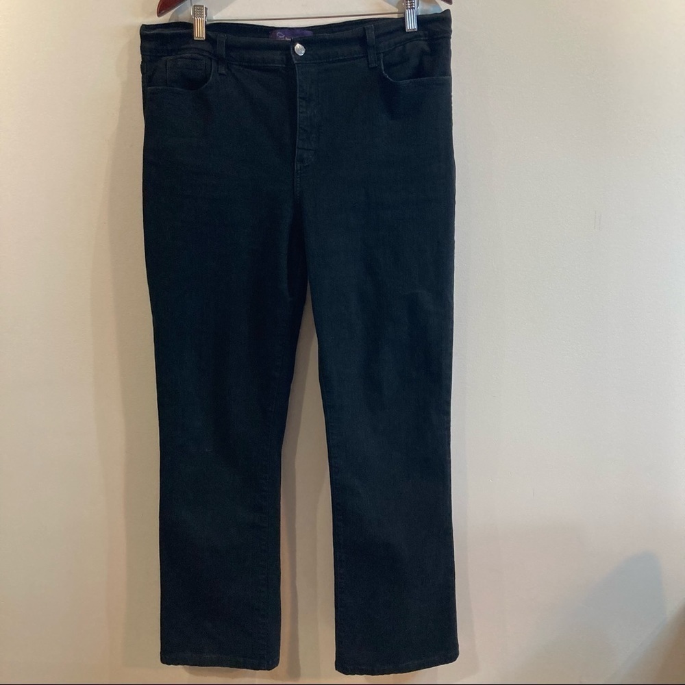 NYDJ Sz 18 High Rise Straight Leg With Blingy Studs On Back Pockets Jeans